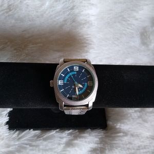 KENNETH COLE  REACTION  MEN Blue-Faced Stainless